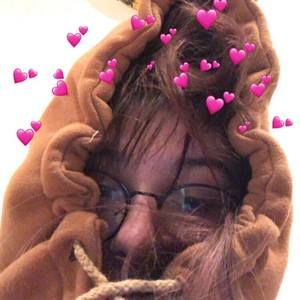 Meet your Posher, Mia